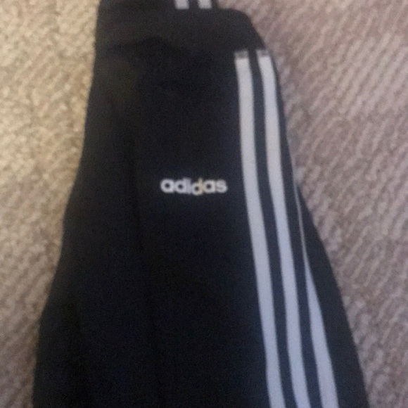 Kids large adidas leggings - Picture 1 of 2